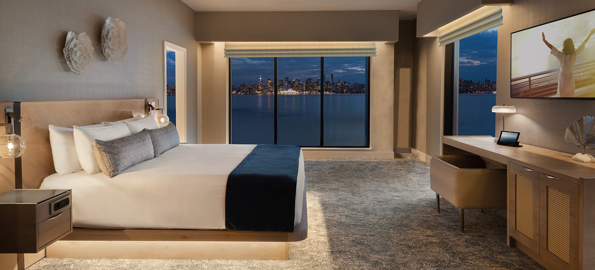 Seaside Hotel, hotel in Lower Lonsdale, North Vancouver BC
